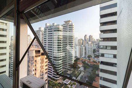 Apartamento à venda com 397m², 4 quartos e 3 vagasVista da Sala 3