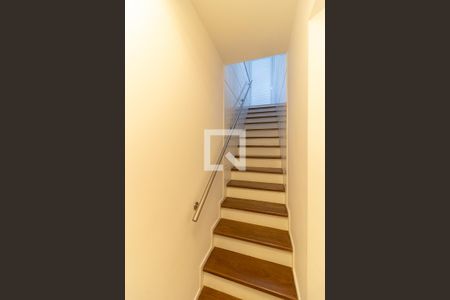 Apartamento à venda com 397m², 4 quartos e 3 vagasEscada