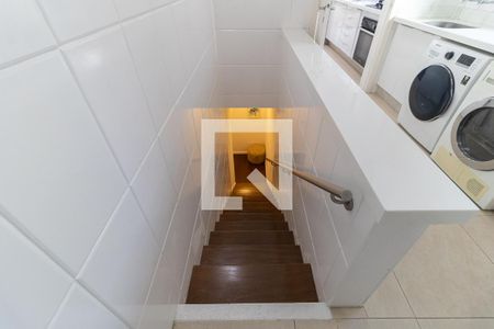 Apartamento à venda com 397m², 4 quartos e 3 vagasEscada