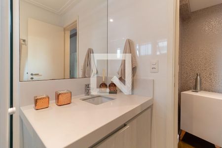 Apartamento à venda com 397m², 4 quartos e 3 vagasBanheiro da Suíte 4