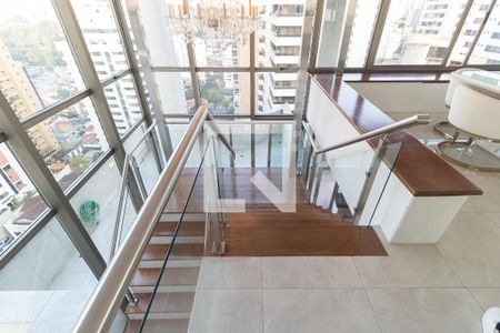 Apartamento à venda com 397m², 4 quartos e 3 vagasEscada