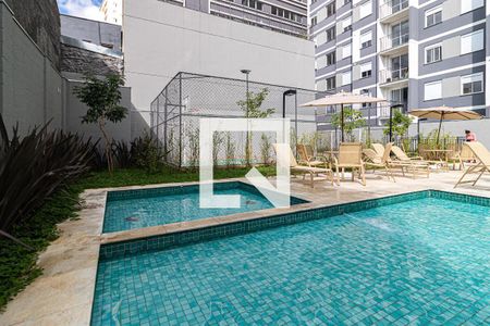 Apartamento à venda com 34m², 2 quartos e sem vaga Apartamento à venda com 34m², 2 quartos e sem vagaPiscina