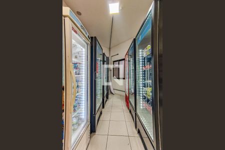 Apartamento à venda com 80m², 3 quartos e 1 vaga Apartamento à venda com 80m², 3 quartos e 1 vagaMini Mercado