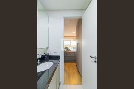Banheiro de apartamento para alugar com 1 quarto, 38m² em Partenon, Porto Alegre