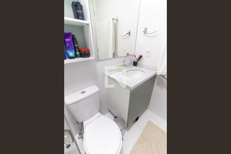Apartamento para alugar com 68m², 2 quartos e 1 vaga Apartamento para alugar com 68m², 2 quartos e 1 vagaBanheiro
