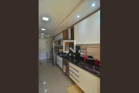 Apartamento à venda com 128m², 3 quartos e 2 vagasCozinha