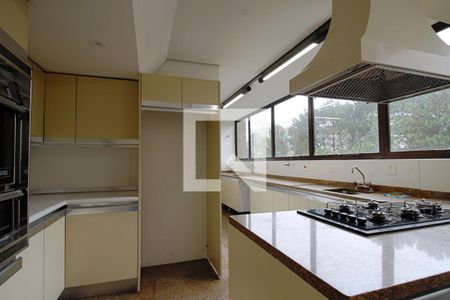 Apartamento para alugar com 550m², 3 quartos e 3 vagas Apartamento para alugar com 550m², 3 quartos e 3 vagasCozinha