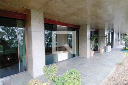 Apartamento para alugar com 550m², 3 quartos e 3 vagas Apartamento para alugar com 550m², 3 quartos e 3 vagasVaranda