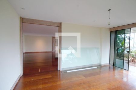 Apartamento para alugar com 550m², 3 quartos e 3 vagas Apartamento para alugar com 550m², 3 quartos e 3 vagasSala 3