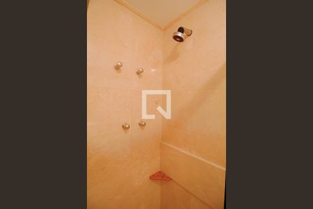 Apartamento para alugar com 550m², 3 quartos e 3 vagas Apartamento para alugar com 550m², 3 quartos e 3 vagasBanheiro da Suíte 2