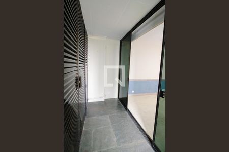 Apartamento para alugar com 550m², 3 quartos e 3 vagas Apartamento para alugar com 550m², 3 quartos e 3 vagasVaranda da suite