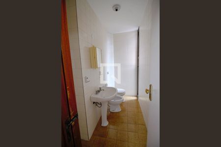 Apartamento para alugar com 550m², 3 quartos e 3 vagas Apartamento para alugar com 550m², 3 quartos e 3 vagasBanheiro de serviço