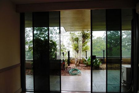 Apartamento para alugar com 550m², 3 quartos e 3 vagas Apartamento para alugar com 550m², 3 quartos e 3 vagasVaranda