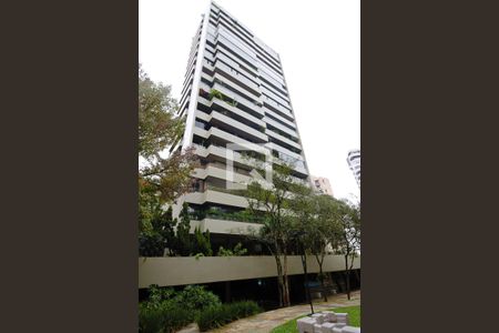 Apartamento para alugar com 550m², 3 quartos e 3 vagas Apartamento para alugar com 550m², 3 quartos e 3 vagasFachada