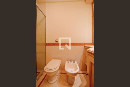 Apartamento para alugar com 550m², 3 quartos e 3 vagas Apartamento para alugar com 550m², 3 quartos e 3 vagasSuíte 2