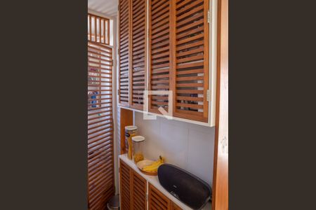 Apartamento à venda com 34m², 2 quartos e sem vaga Apartamento à venda com 34m², 2 quartos e sem vagaCozinha e Área de Serviço