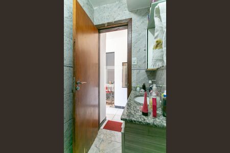 Casa à venda com 270m², 9 quartos e 3 vagas Casa à venda com 270m², 9 quartos e 3 vagasBanheiro