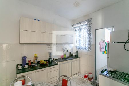 Casa à venda com 270m², 9 quartos e 3 vagas Casa à venda com 270m², 9 quartos e 3 vagasCozinha