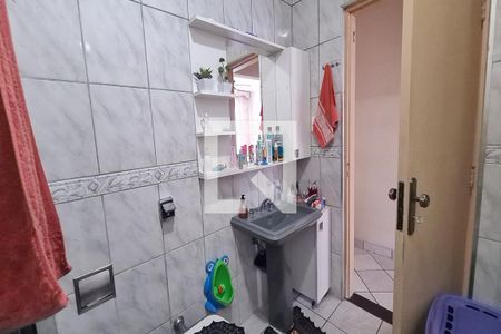Casa à venda com 250m², 3 quartos e 2 vagas Casa à venda com 250m², 3 quartos e 2 vagasBanheiro
