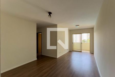 Sala de apartamento para alugar com 3 quartos, 85m² em Vila Monumento, São Paulo