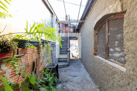 Casa à venda com 244m², 3 quartos e 2 vagasCorredor