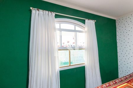 Casa à venda com 244m², 3 quartos e 2 vagasQuarto 1