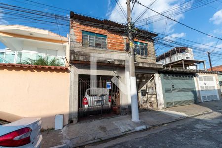 Casa à venda com 244m², 3 quartos e 2 vagasFachada