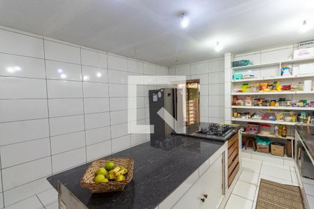 Casa à venda com 244m², 3 quartos e 2 vagasCozinha