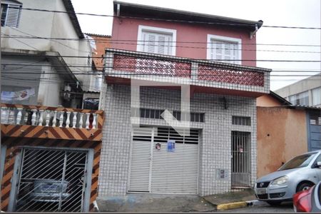 Casa à venda com 173m², 3 quartos e 2 vagasFachada