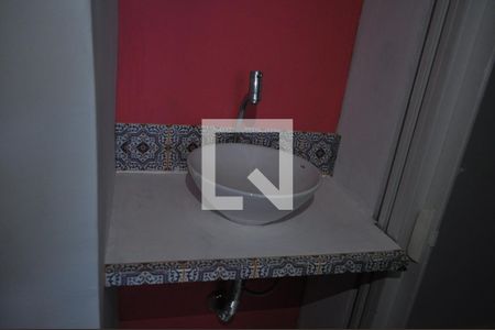 Casa à venda com 173m², 3 quartos e 2 vagasBanheiro Corredor