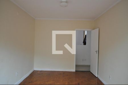 Casa à venda com 173m², 3 quartos e 2 vagasQuarto 2