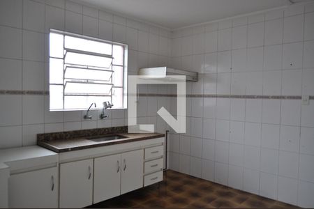 Casa à venda com 173m², 3 quartos e 2 vagasCozinha