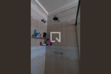 Casa para alugar com 670m², 4 quartos e 4 vagas Casa para alugar com 670m², 4 quartos e 4 vagasBanheiro da Suíte 1