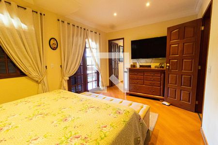 Casa para alugar com 670m², 4 quartos e 4 vagas Casa para alugar com 670m², 4 quartos e 4 vagasQuarto 1 - Suíte