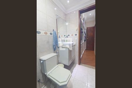 Casa para alugar com 670m², 4 quartos e 4 vagas Casa para alugar com 670m², 4 quartos e 4 vagasBanheiro da Suíte 3