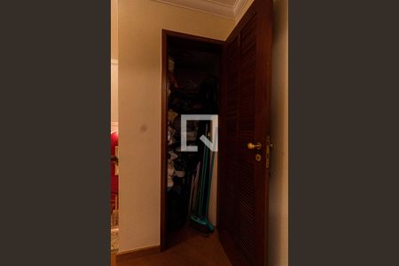 Casa para alugar com 670m², 4 quartos e 4 vagas Casa para alugar com 670m², 4 quartos e 4 vagasDespensa