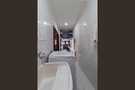 Casa para alugar com 670m², 4 quartos e 4 vagas Casa para alugar com 670m², 4 quartos e 4 vagasÁrea de Serviço