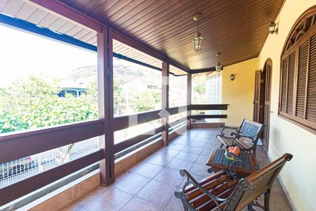 Casa para alugar com 670m², 4 quartos e 4 vagas Casa para alugar com 670m², 4 quartos e 4 vagasVaranda da suíte 1