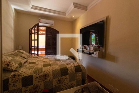 Casa para alugar com 670m², 4 quartos e 4 vagas Casa para alugar com 670m², 4 quartos e 4 vagasQuarto 2 - Suíte