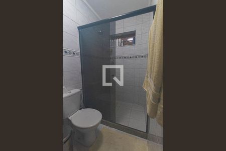 Casa para alugar com 670m², 4 quartos e 4 vagas Casa para alugar com 670m², 4 quartos e 4 vagasBanheiro da Suíte 2