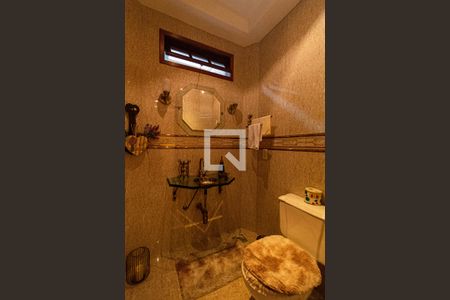 Casa para alugar com 670m², 4 quartos e 4 vagas Casa para alugar com 670m², 4 quartos e 4 vagasLavabo