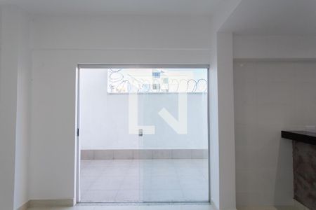 Sala  de apartamento para alugar com 2 quartos, 85m² em Manacás, Belo Horizonte