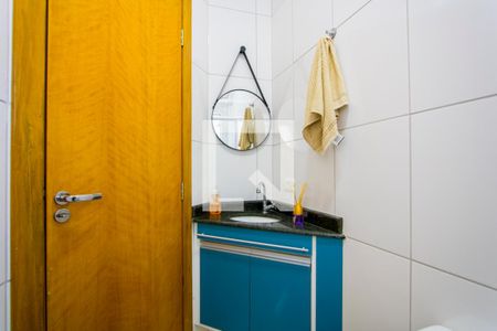 Apartamento à venda com 108m², 2 quartos e 3 vagas Apartamento à venda com 108m², 2 quartos e 3 vagasBanheiro social