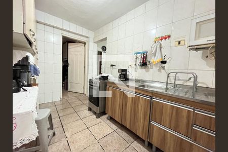 Casa à venda com 138m², 2 quartos e 2 vagas Casa à venda com 138m², 2 quartos e 2 vagasCozinha