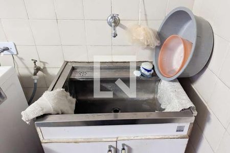 Casa à venda com 220m², 2 quartos e 2 vagas Casa à venda com 220m², 2 quartos e 2 vagasÁrea de serviço