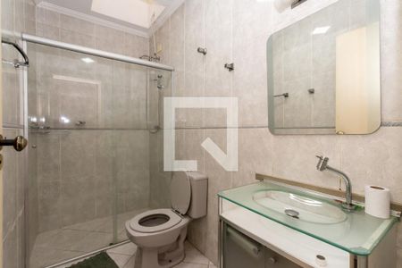 Casa à venda com 132m², 3 quartos e 2 vagas Casa à venda com 132m², 3 quartos e 2 vagasBanheiro Corredor