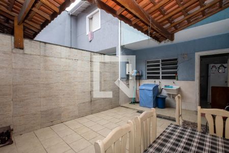 Casa à venda com 132m², 3 quartos e 2 vagas