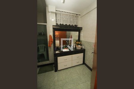 Apartamento à venda com 145m², 3 quartos e sem vaga Apartamento à venda com 145m², 3 quartos e sem vagaBanheiro Social