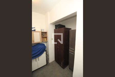 Apartamento à venda com 145m², 3 quartos e sem vaga Apartamento à venda com 145m², 3 quartos e sem vagaQuarto de Serviço