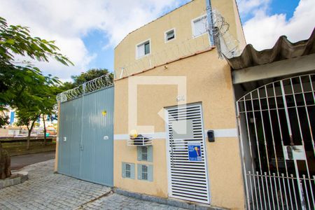 Studio para alugar com 32m², 1 quarto e sem vaga Studio para alugar com 32m², 1 quarto e sem vagaFachada